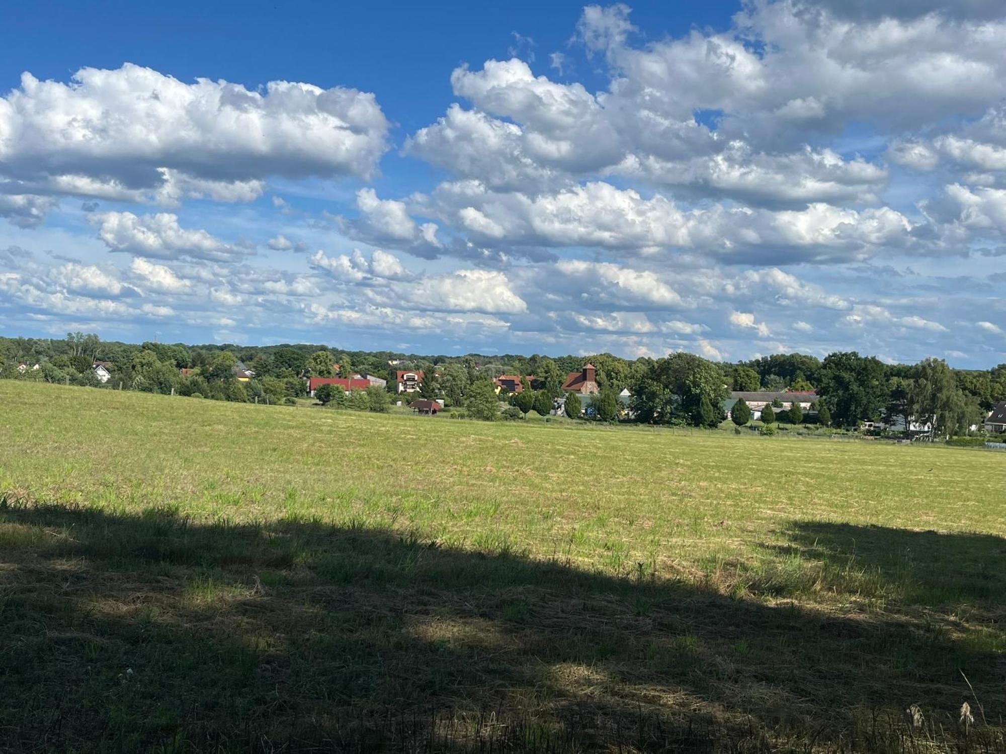 Top-Ferienwohnung Bei Berlin, Bis 3 Gaeste, Terrasse Und Garten Bestensee 外观 照片